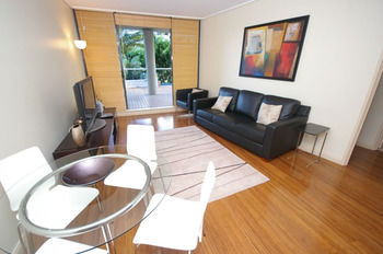 Homebush 57 Ben Furnished Apartment - Accommodation NT 2