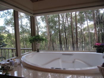 Myers Creek Cascades Luxury Cottages - Accommodation NT 28
