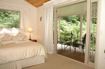 Myers Creek Cascades Luxury Cottages - Accommodation NT 30
