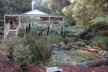 Myers Creek Cascades Luxury Cottages - Accommodation NT 33