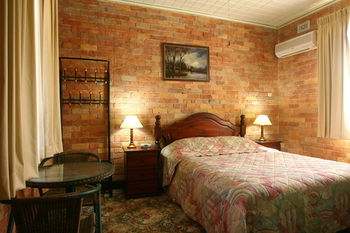 CBC Bed & Breakfast & Cafe - Accommodation NT 4