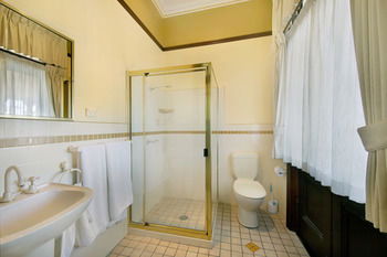 CBC Bed & Breakfast & Cafe - Accommodation NT 15