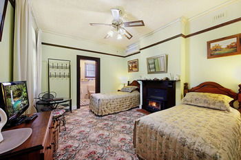 CBC Bed & Breakfast & Cafe - Accommodation NT 21