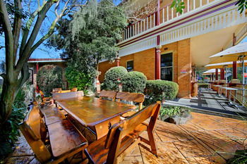 CBC Bed & Breakfast & Cafe - Accommodation NT 27
