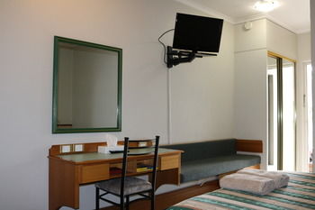 The Hermitage Motel - Accommodation NT 5