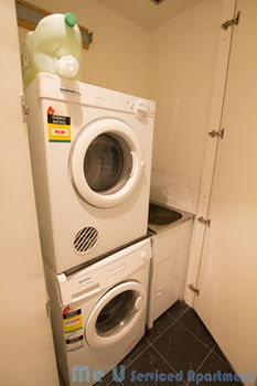 Carlson View Apartment - 68 LaTrobe St - Accommodation NT 1