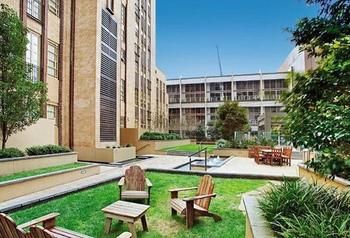 Carlson View Apartment - 68 LaTrobe St - Accommodation NT 12
