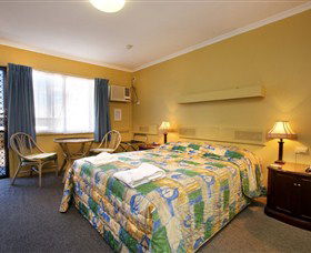 Ambassador Motor Inn - Accommodation NT 1