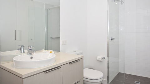 BEST WESTERN Islington Apartments - Accommodation NT 3