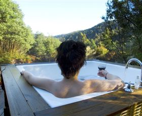Huon Bush Retreats - Accommodation NT 4