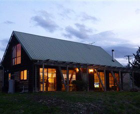 Pinot Cottage On Charles Reuben Estate - Accommodation NT 3