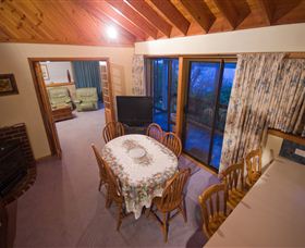 Waterside Accommodation - Derwent Vista - Accommodation NT 1