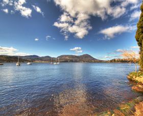 Waterside Accommodation - Derwent Vista - Accommodation NT 5