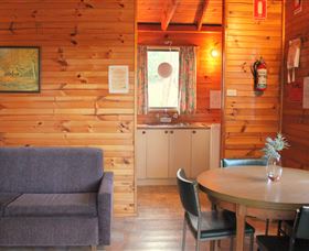 Gumleaves Bush Holidays - Accommodation NT 1