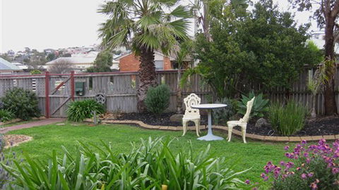 Bells By The Beach Holiday House Ocean Grove - Accommodation NT 6