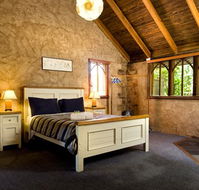Frog Hollow Estate - Accommodation NT