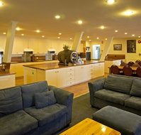 Alpha Ski Lodge - Accommodation NT