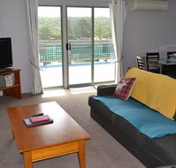 House on the Hill Port Campbell - Accommodation NT