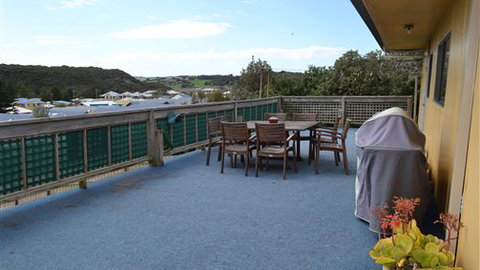 House On The Hill Port Campbell - Accommodation NT 6