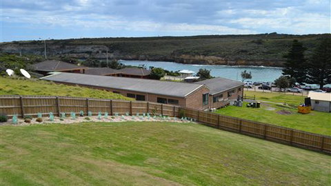 House On The Hill Port Campbell - Accommodation NT 7