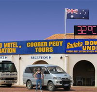 Radeka Downunder Underground Motel and Backpacker Inn - Accommodation NT