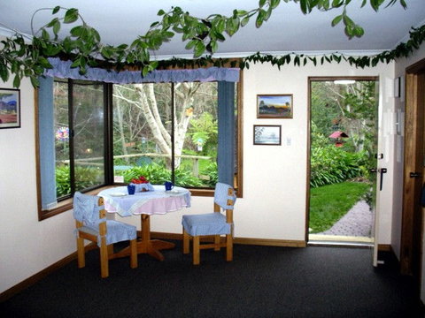 Adelaide Hills Bed & Breakfast Accommodation - Accommodation NT 0