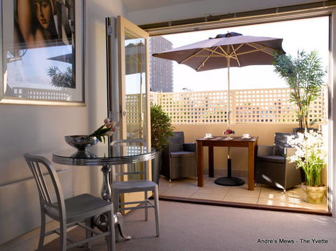 Andre's Mews - Accommodation NT 1