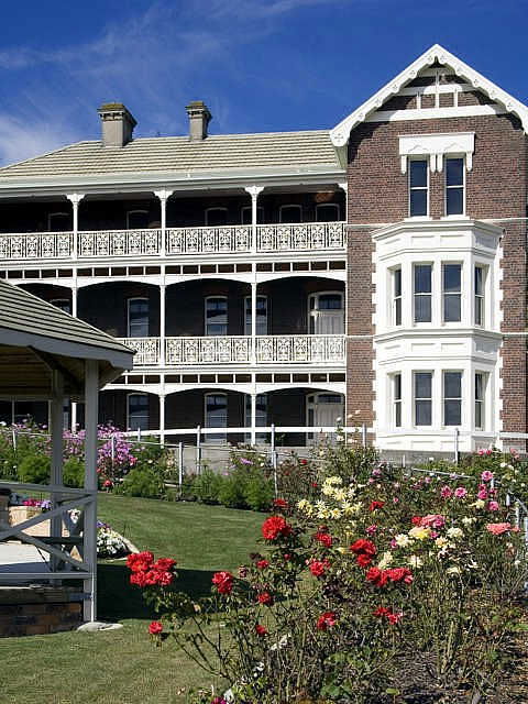 Auldington Hotel - Accommodation NT 1