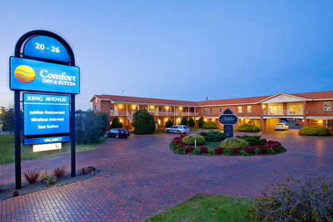 Comfort Inn & Suites King Avenue - Accommodation NT 0