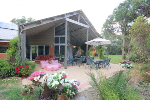 Margaret River Bed And Breakfast - NT Tourism 5