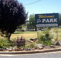 Country Club Caravan Park - Accommodation NT