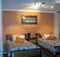 Elm Cottage - Tumut - Accommodation NT