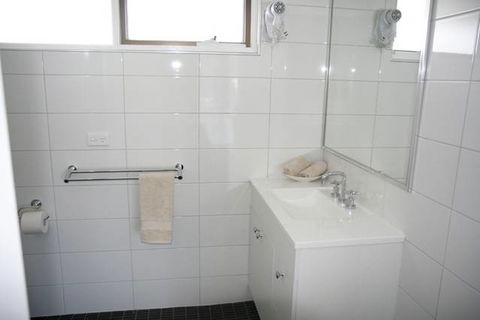 Frankston Motel - Accommodation NT 1