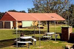 Griffith Caravan Village - Accommodation NT 4
