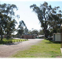 Lake Waranga Caravan Park  Holiday Camp - Accommodation NT