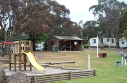 Macedon Caravan Park - Accommodation NT 0