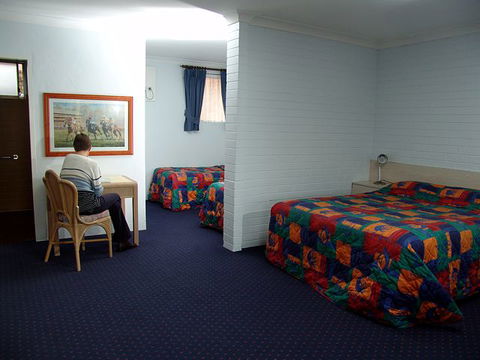 NOAH'S Mid City Motor Inn - Accommodation NT 3