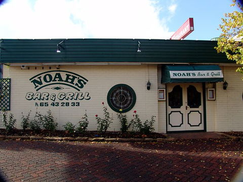 NOAH'S Mid City Motor Inn - Accommodation NT 4