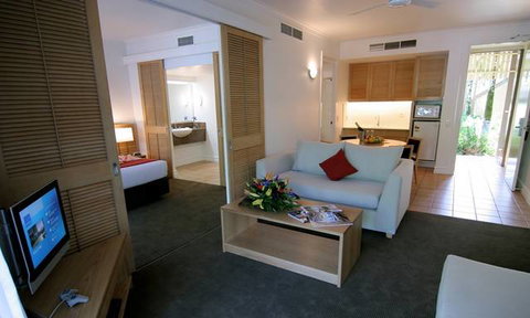 Novotel Twin Waters Resort Sunshine Coast - NT Tourism 5