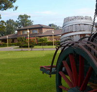 Quality Inn Carriage House - Accommodation NT