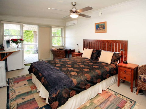 The Bank Guesthouse - Accommodation NT 4