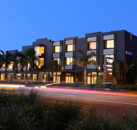 The Brighton Savoy Hotel - Accommodation NT
