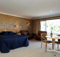 Hermitage Campbelltown - Accommodation NT