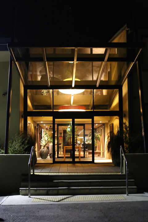 Windsor Castle Hotel - Accommodation NT 7