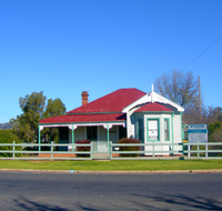 Woodies Cottage
