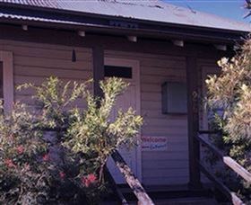 Bottlebrush Backpackers - Accommodation NT 0
