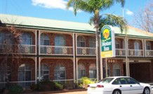 Hamiltons Henry Parkes Motor Inn - Accommodation NT 0