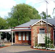 Amble In Self Contained Accommodation - Garden Retreat B  B - Accommodation NT