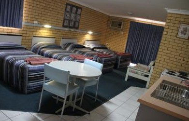 Tallarook Motor Inn - Accommodation NT 2