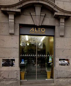 Alto Hotel On Bourke - Accommodation NT 0
